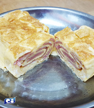 C.I. Food Cheese and Ham Egg Roll